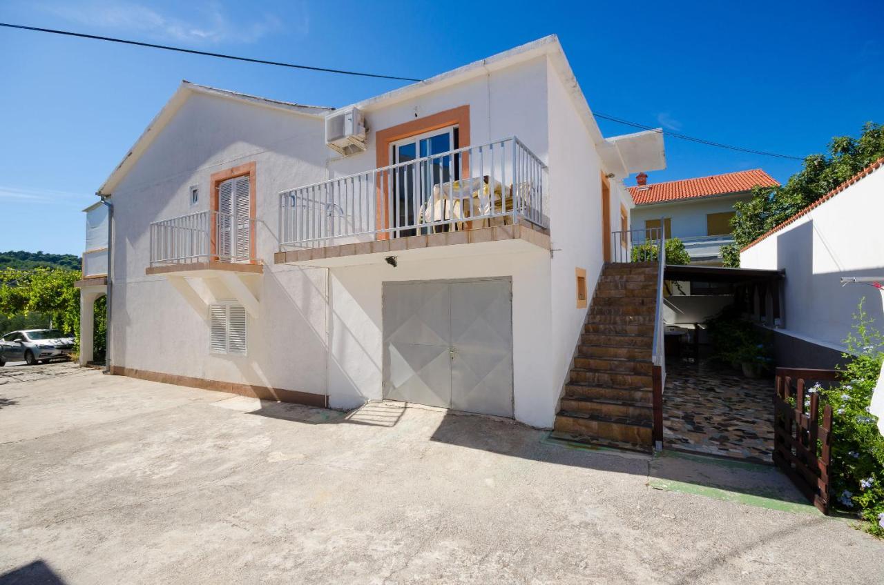 Apartments Elvira Lopar Luaran gambar