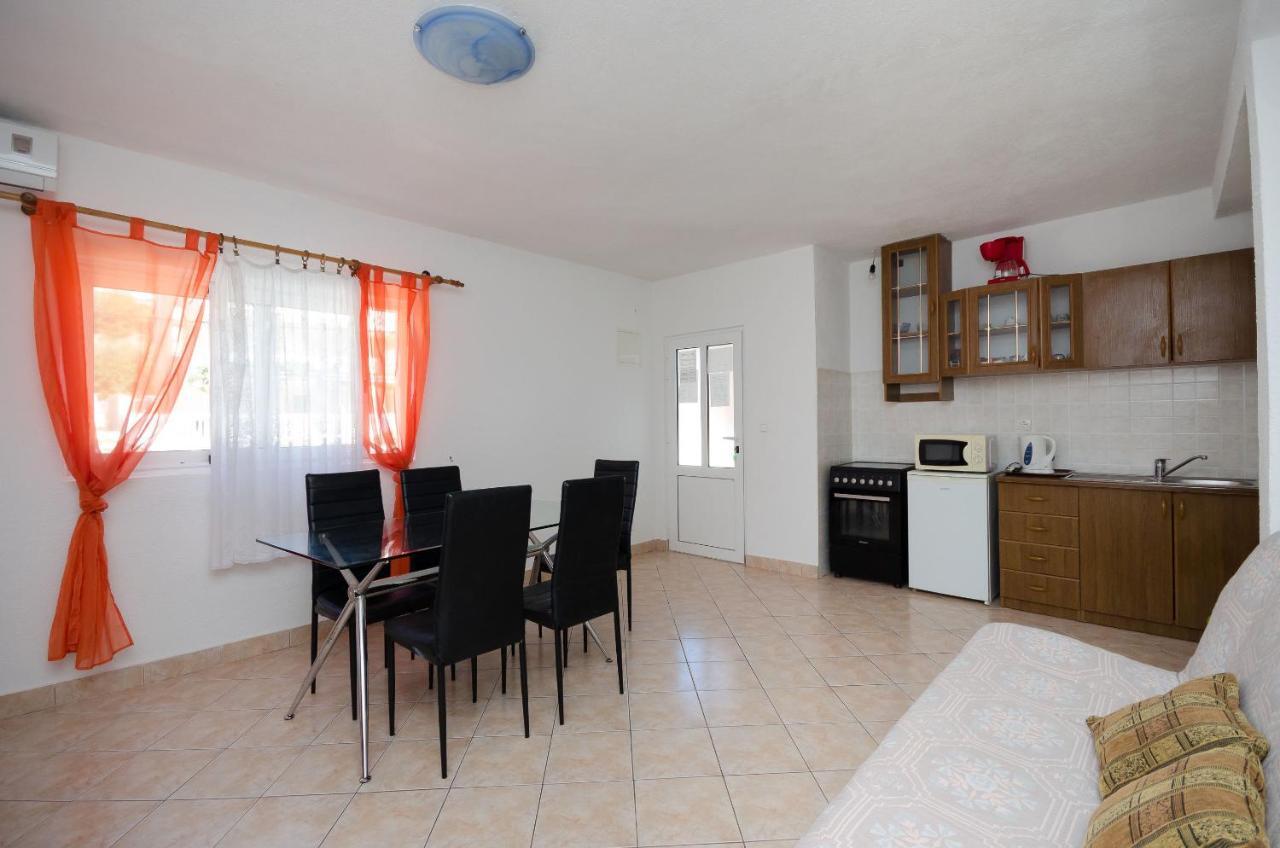 Apartments Elvira Lopar Luaran gambar