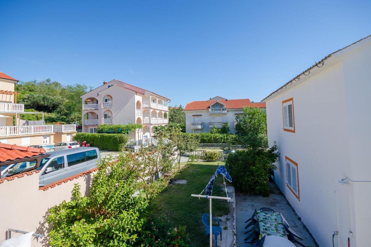 Apartments Elvira Lopar Luaran gambar