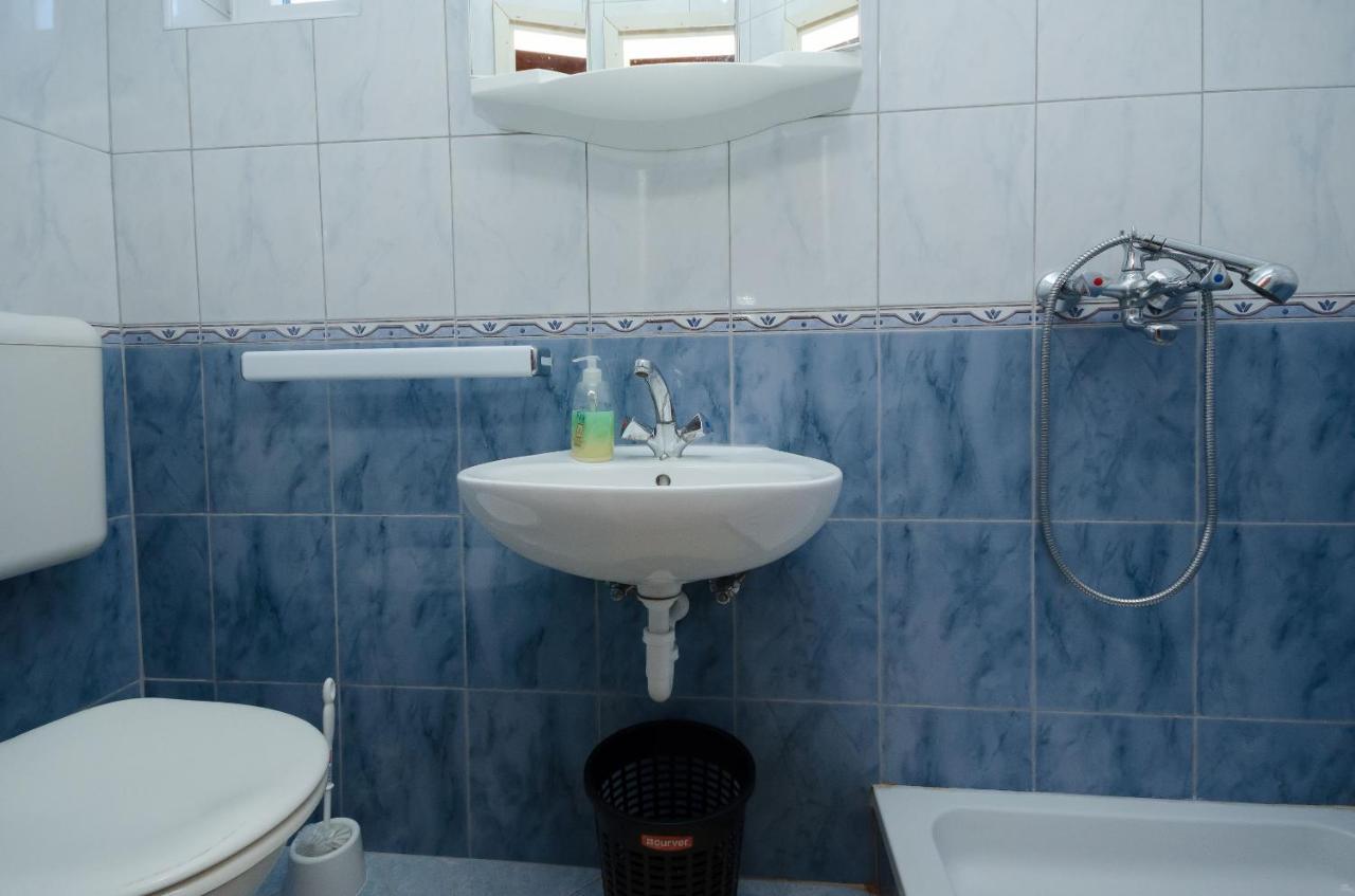 Apartments Elvira Lopar Luaran gambar